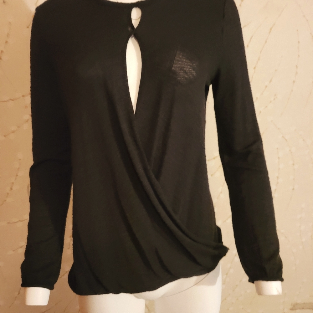 Light black sweater